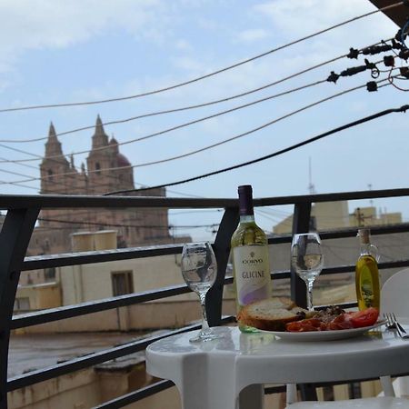 Mellieha Town Centre Bright & Spacious 3 Bedroom Apartment Exterior foto