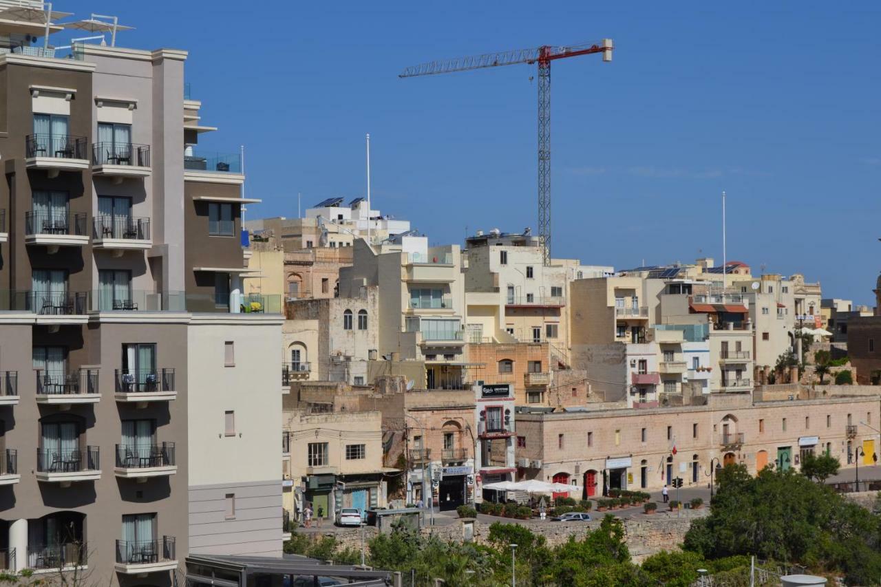Mellieha Town Centre Bright & Spacious 3 Bedroom Apartment Exterior foto
