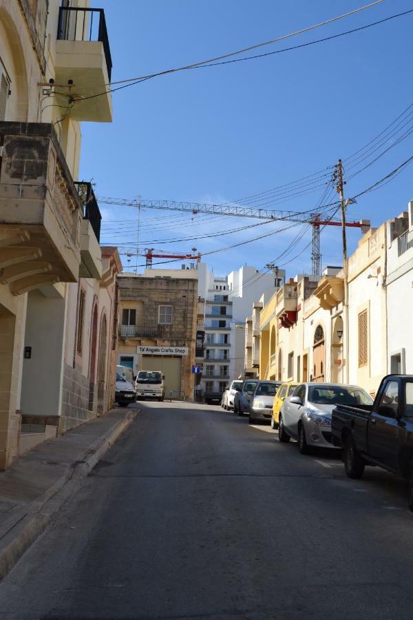 Mellieha Town Centre Bright & Spacious 3 Bedroom Apartment Exterior foto