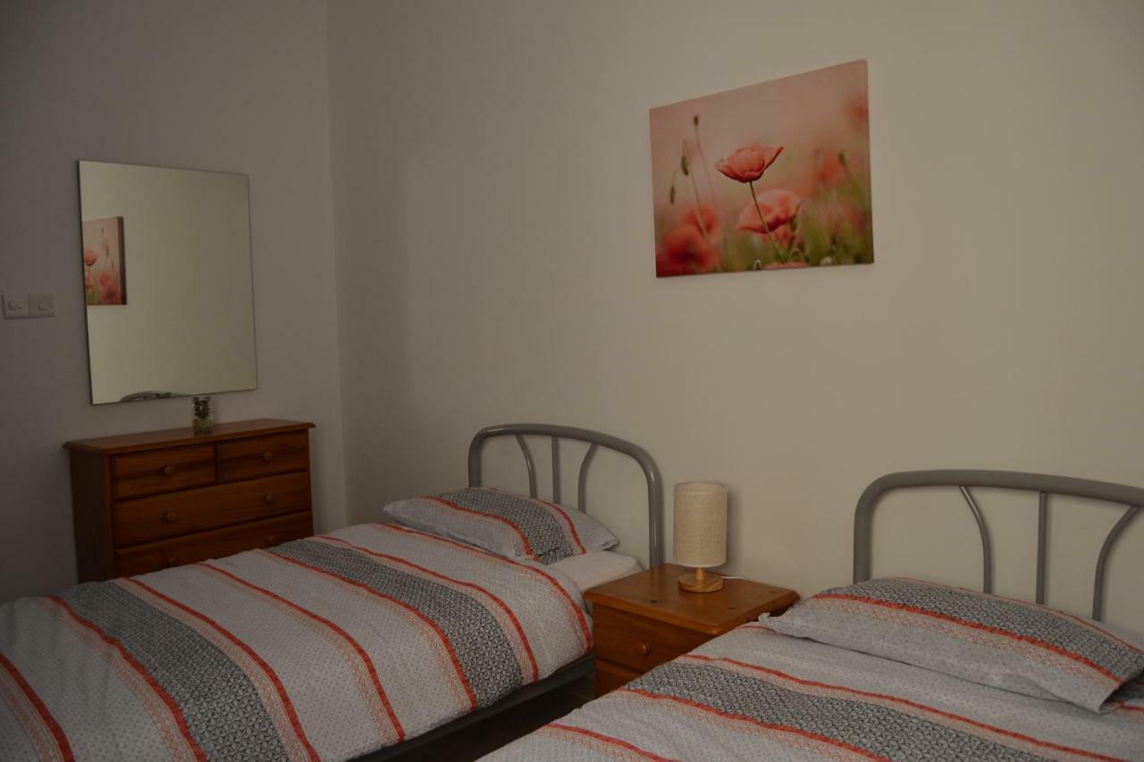 Mellieha Town Centre Bright & Spacious 3 Bedroom Apartment Exterior foto