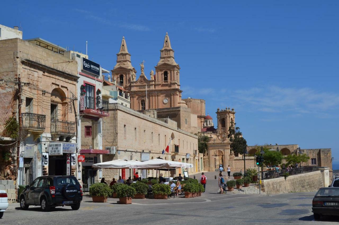 Mellieha Town Centre Bright & Spacious 3 Bedroom Apartment Exterior foto