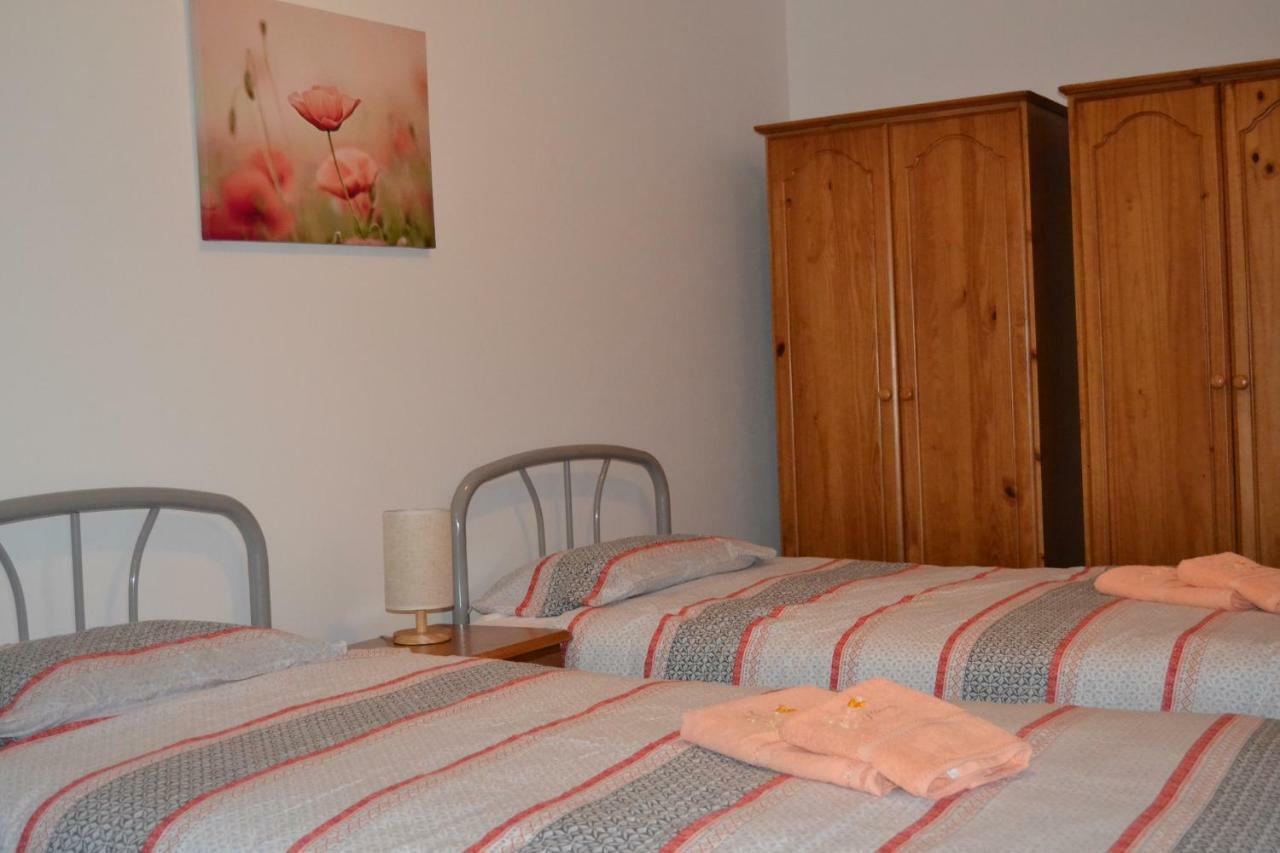 Mellieha Town Centre Bright & Spacious 3 Bedroom Apartment Exterior foto